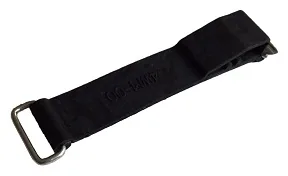 4WM-82131-00 — moulded rubber strap with a metal buckle fitted at one end