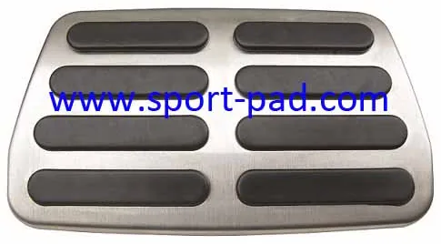 Ford Edge Sport Pad 5 — compact brushed stainless face with round rubber studs