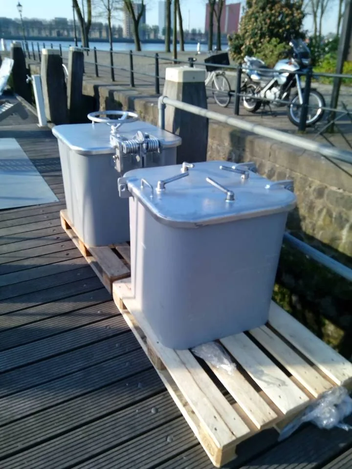 Marine Steel/Aluminum Hatch Cover Weathertightness/Watertight in Ship/Vessel/Boat assembly detail