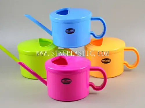 Garden Spray Bottle NC024647 plastic houseware product photograph