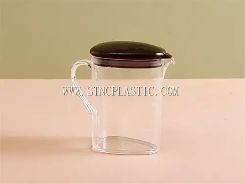 Multi-Function Heart Shape Crystal Oil Bottle NC030644 plastic houseware product photograph