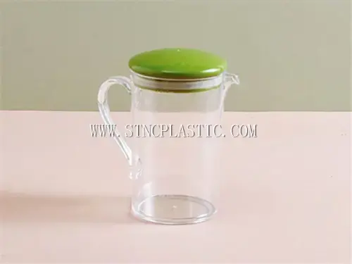 Plastic Round Multipurpose Oil Can NC032122 plastic houseware product photograph
