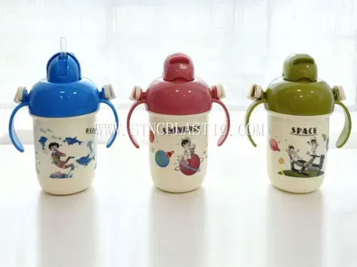 400ml Cartoon Handle-Equipped Straw Water Bottle NC034442 plastic houseware product photograph
