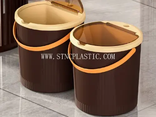 Plastic Tea Residue Bucket With Lid 9L NC034847 plastic houseware product photograph