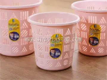Plastic Trash Basket S NC026554