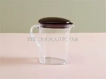 Plastic Heart Shape Multipurpose Oil Can NC032121