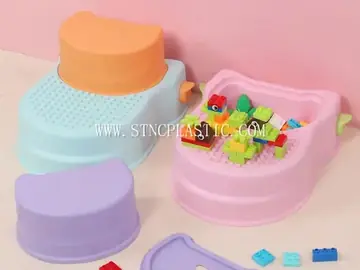 Plastic Kids Space-Themed Step Stool With Building Blocks NC034915