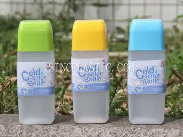 Plastic Screw-Thread Square Water Bottle 600ml NC035044