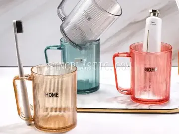Plastic Striped Mouthwash Cup With Handle NC035048