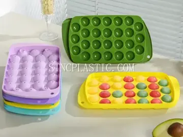 Plastic 26 Grids Round Shape Ice Mold NC035098