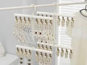 16-Clip Sock Hanging Dryer Rack NC035176