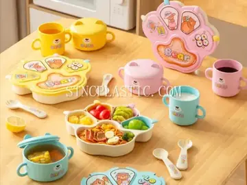 5pcs/Set Plastic 4 Compartments Cute Paw Dinner Plate With 1 bowl+1water cup+1 spoon+1 For NC035512