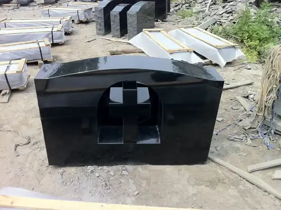 Black Tombstone 5 natural stone