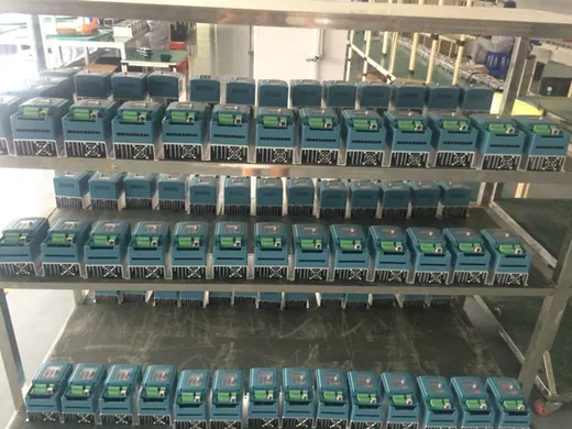 AC100 mini drive in test fixtures