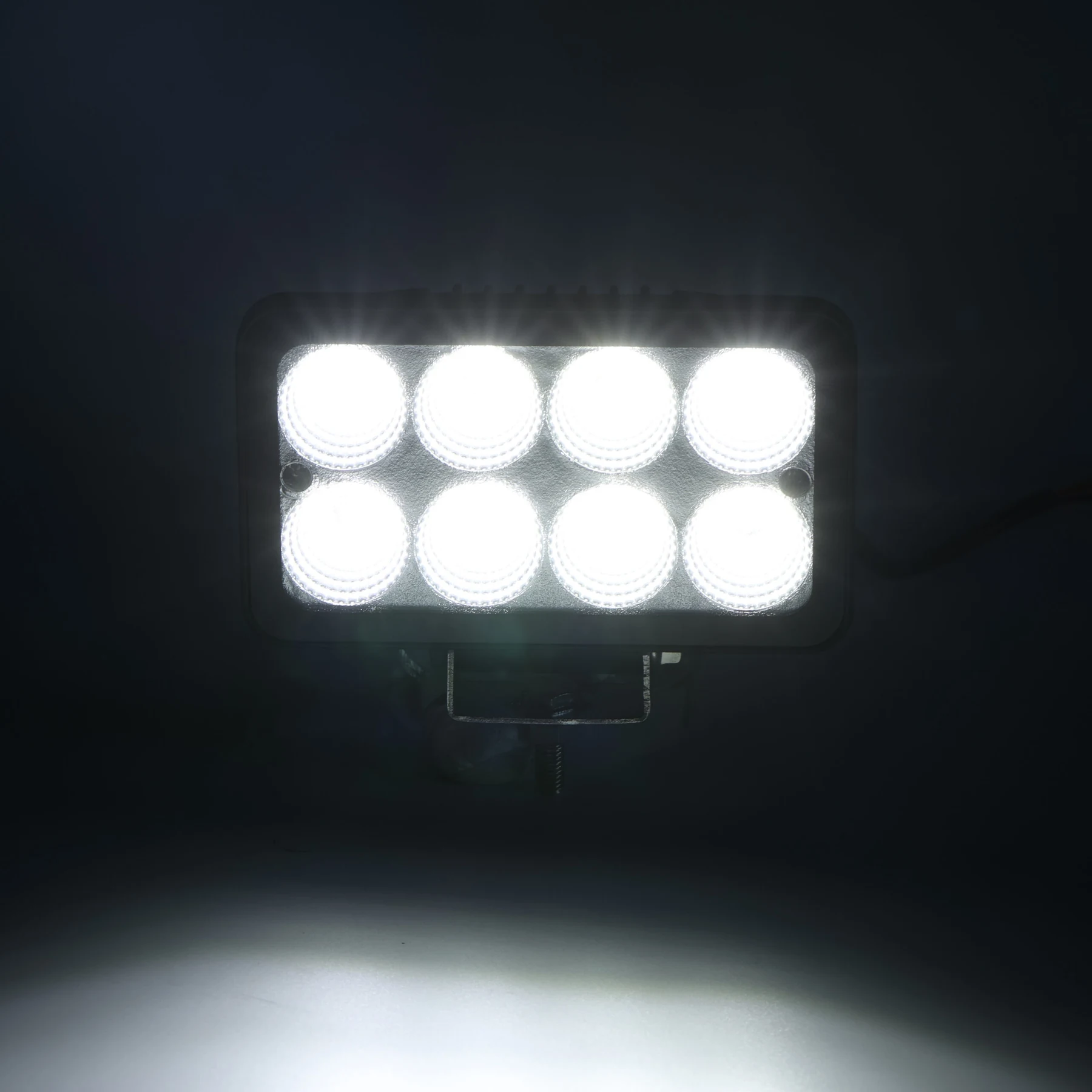 Side view of the work light highlighting the die-cast aluminium housing and 110mm width