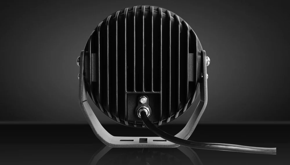 SUNLITEC SLL-F033 9 inch LED driving light with die-cast aluminium housing and stainless steel bracket