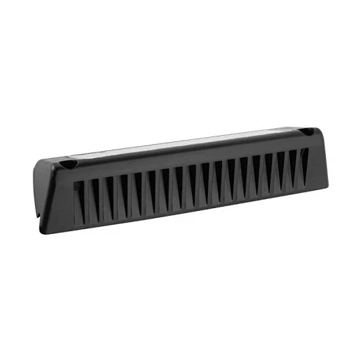 Close view of the anti-scratch polycarbonate lens over the 36 Osram LED array