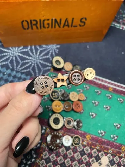 Custom Button detail view 3