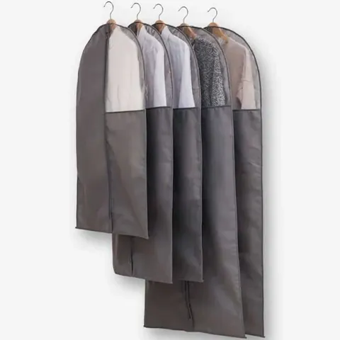 Non-Woven Cover Bag supplied by SUNQINN