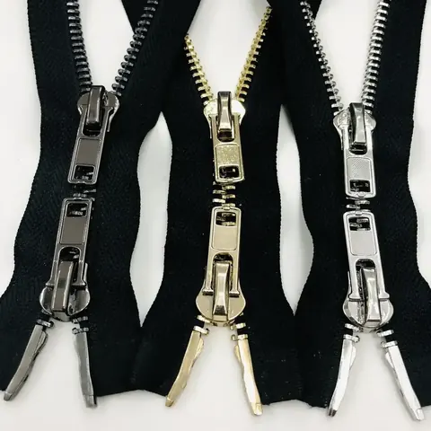 Custom Zipper detail view 3