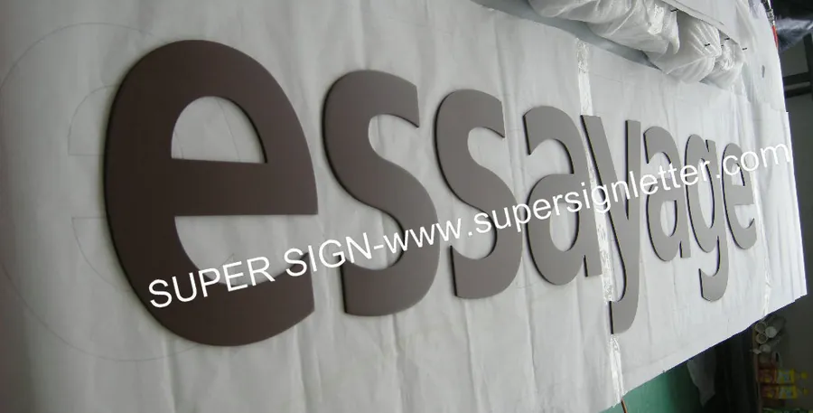 painted acrylic letters 03