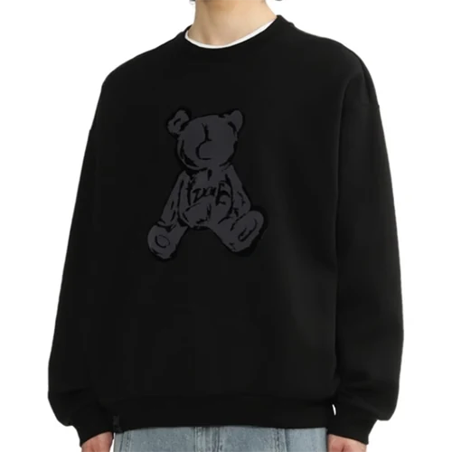 Men's pullover manufactured by Tanbei Garments in Yiwu