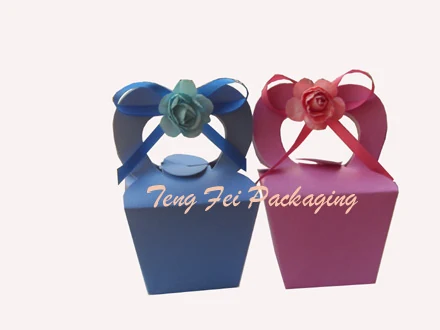 Rose-Trim Wedding Favour Box by Teng Fei Packaging — rigid card & paper chocolate & cake box