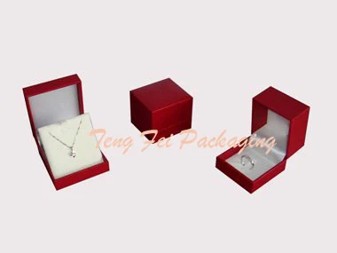 Red Moulded Plastic Jewellery Box by Teng Fei Packaging — moulded plastic jewelry box