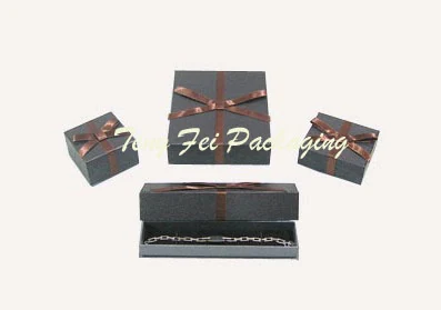PB-300 Series Ribbon-Band Jewellery Box by Teng Fei Packaging — rigid card & paper jewelry box