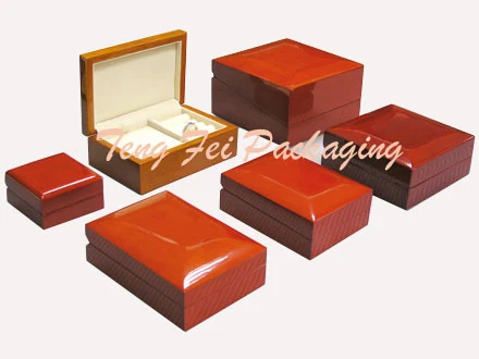 WB-300 Series Rosewood-Finish Box by Teng Fei Packaging — lacquered wood jewelry box
