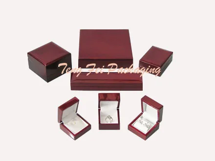 WB-400 Series wooden jewellery boxes by Teng Fei Packaging Manufactory