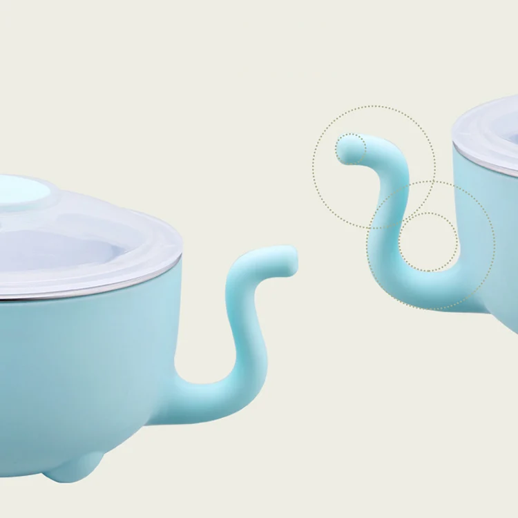 Tableware set displayed in a colour box with brand logo