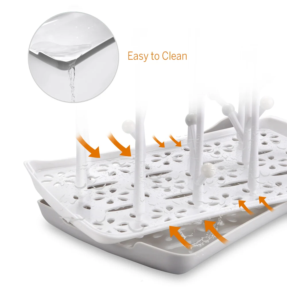 Close-up of the base and non-slip feet of the drying rack