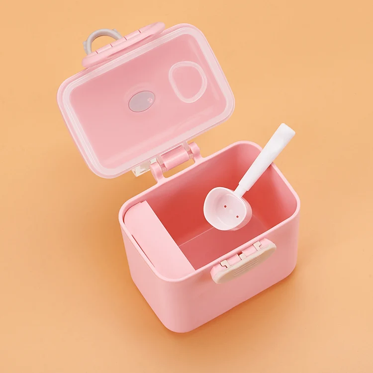 Formula dispenser with lid removed, showing the silicone sealing ring