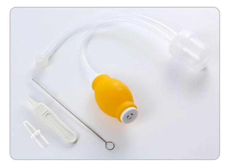 Blister card with product and accessories laid out