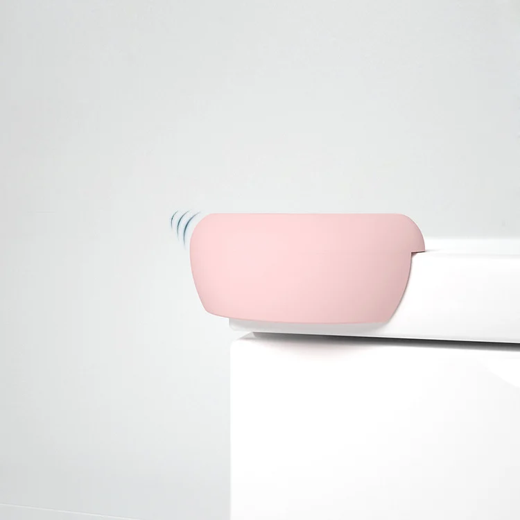 Two corner protectors laid flat on a white background with packaging