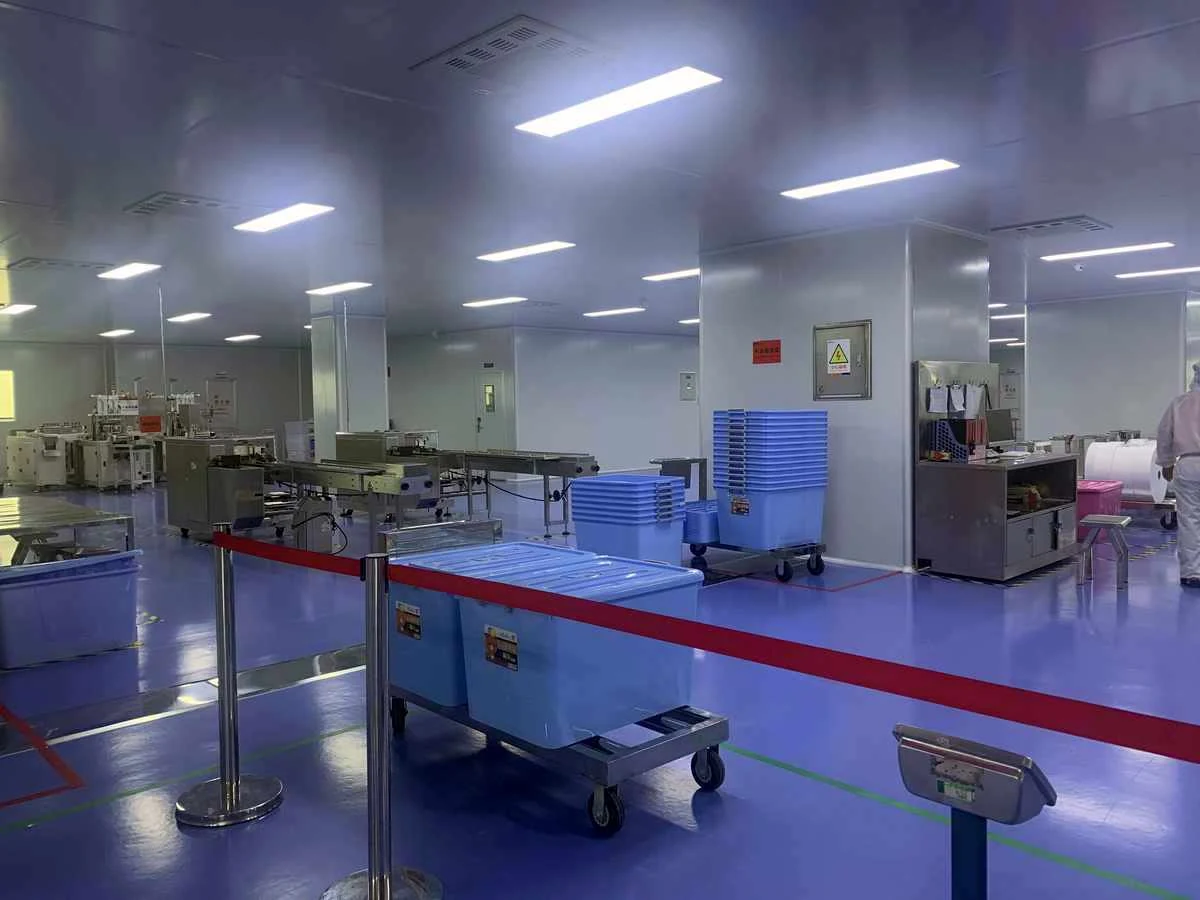 Cleanroom production area in a TIANCHIMED factory