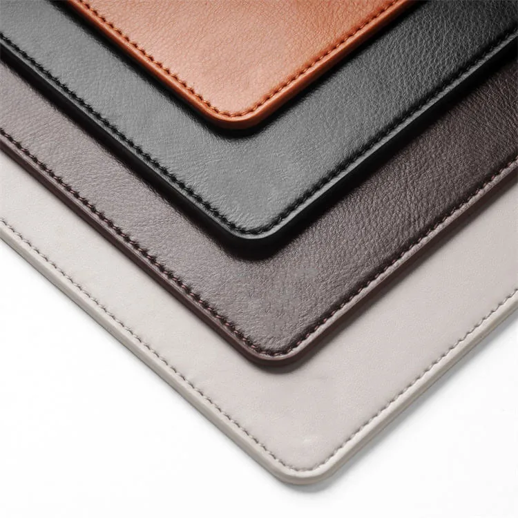 Edge detail of the leather anti-slip desk mat