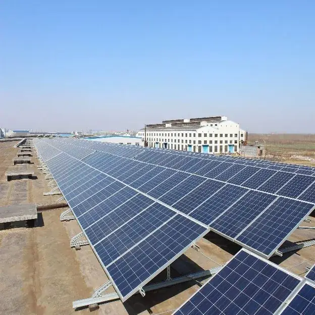 300 kW tilted array on an industrial deck in China