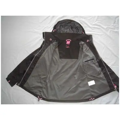 women's snowboard jacket view 3