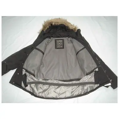 women's ski jacket view 3