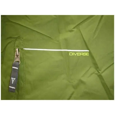 men's snowboard jacket view 4