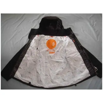 men's snowboard jacket view 3