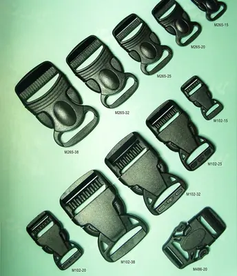 Plastic Buckle 052