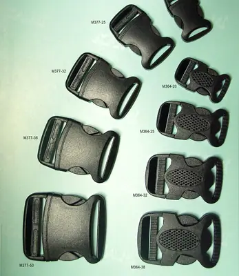 Plastic Buckle 057