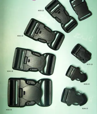 Plastic Buckle 058