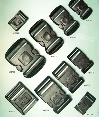 Plastic Buckle 061