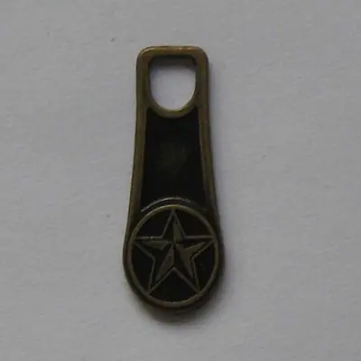 Zipper Puller 159