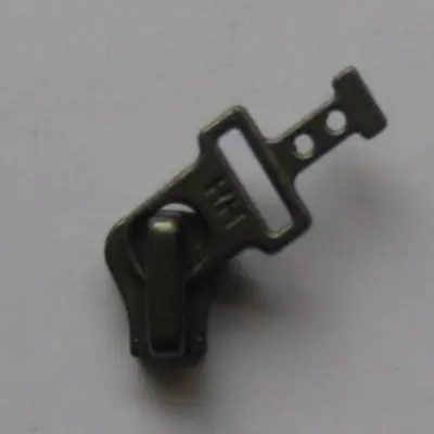 Zipper Puller 195