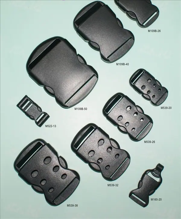 Plastic Buckle 109 — Plastic Buckle supplied by Topono